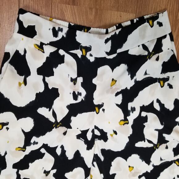 Nine West Women's Black & White Floral Crop Wide Leg Pants Pull-On Size M - Picture 2 of 9